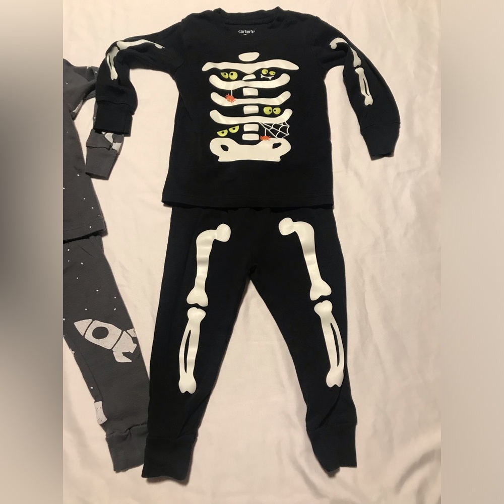 Carter’s Baby Boy 2 Piece Long Sleeve Pajamas Bundle Size 18M - Picture 3 of 6